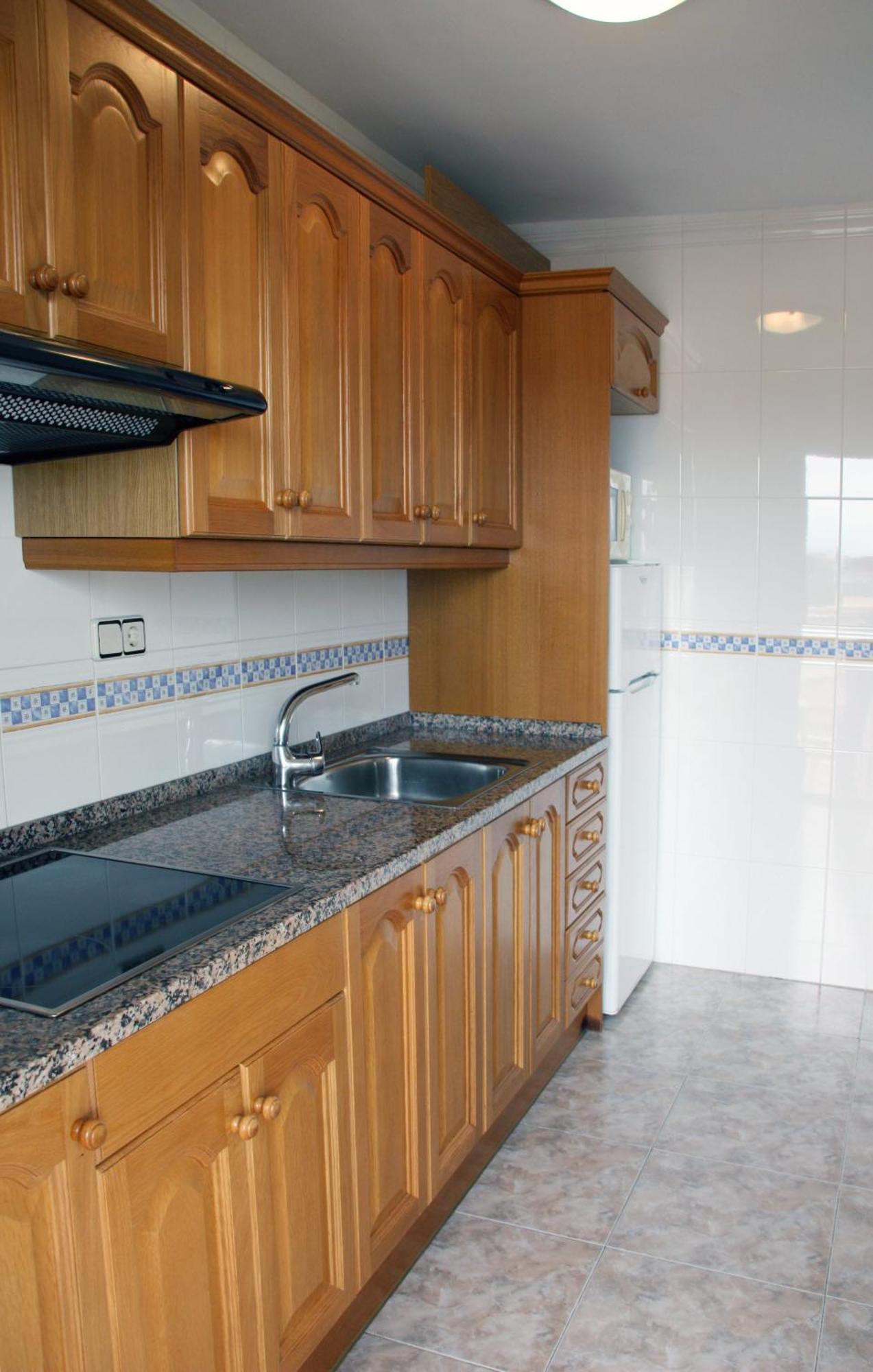 Apartamentos Imperial Салоу Екстериор снимка